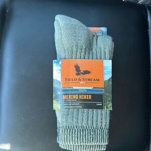 New Field & Stream Merino Hiker 11” Crew Socks (2 pair)